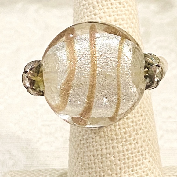 🎉 N1-HOST PICK-BEST IN JEWELRY-Hand Crafted Venetian Art Glass Ring - Picture 1 of 8
